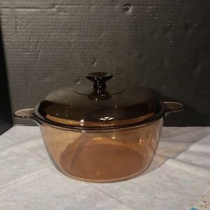 VISION CORNING AMBER 4.5L DUTCH OVEN WITH LID
